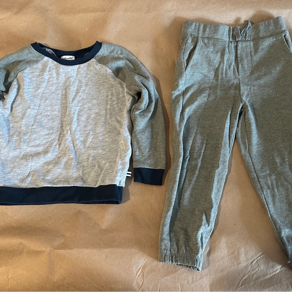 Splendid Matching Sweatpants and Joggers Set Sz.4